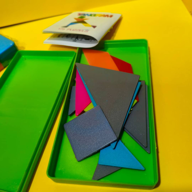 بازی فکری تانگرام